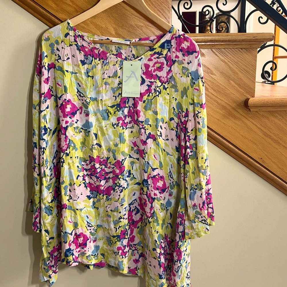 APT Designs Top Size L/XL Yellow/Fushia New With Tag